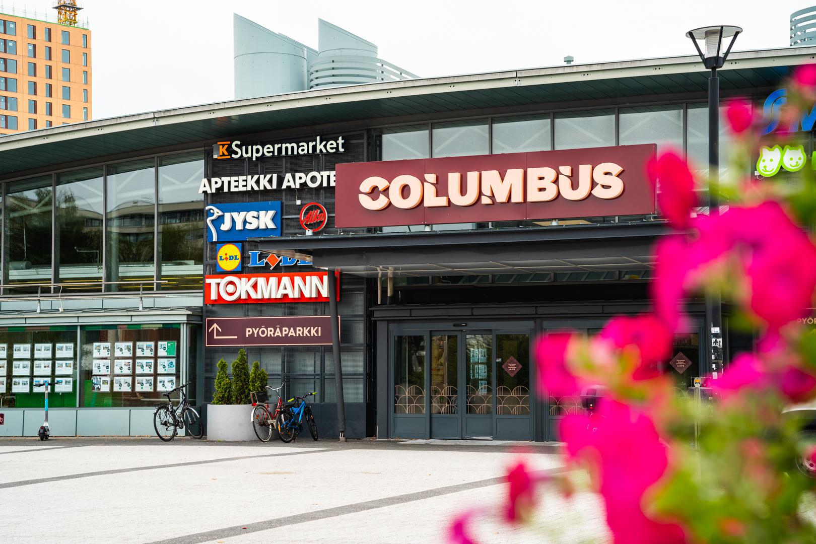 The entrance of the Columbus shopping centre