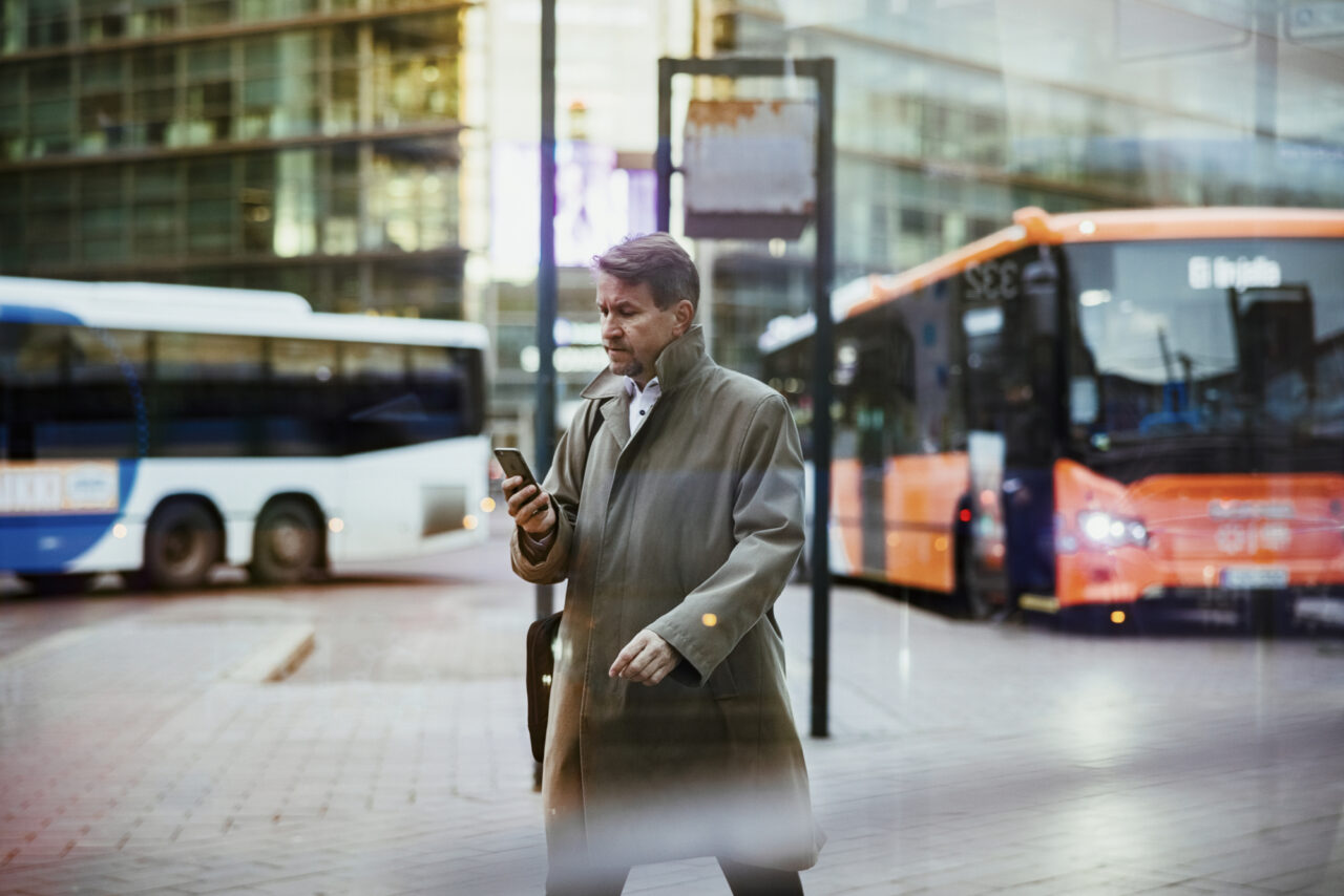 Man at the Elielinaukio square bus station