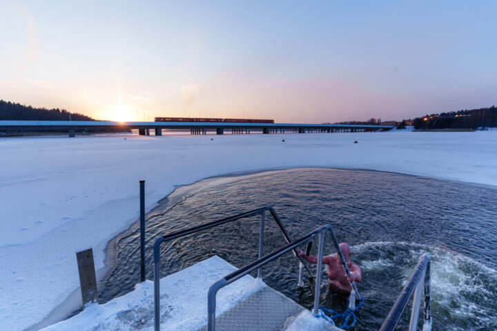 Winter swimming in Helsinki (4)